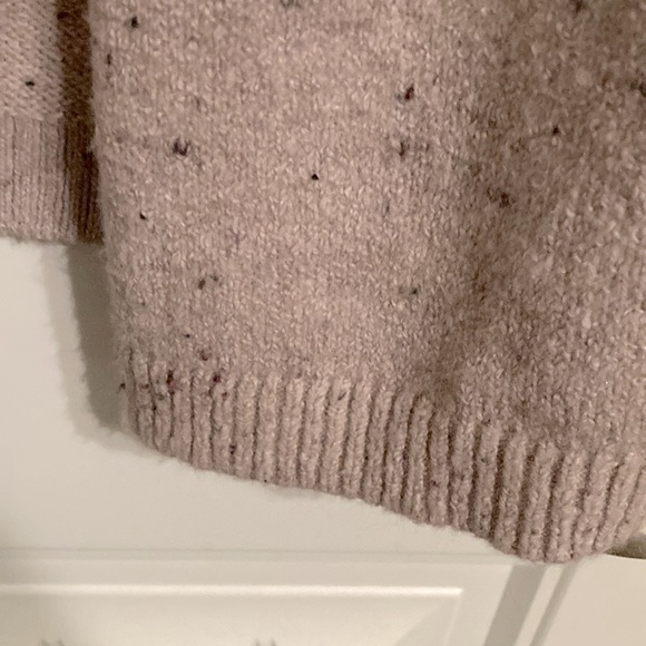 Old Navy sift pink long sweater. - Picture 3 of 11